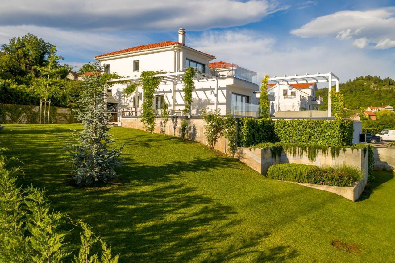 Villa Elegance Sinj Extérieur photo