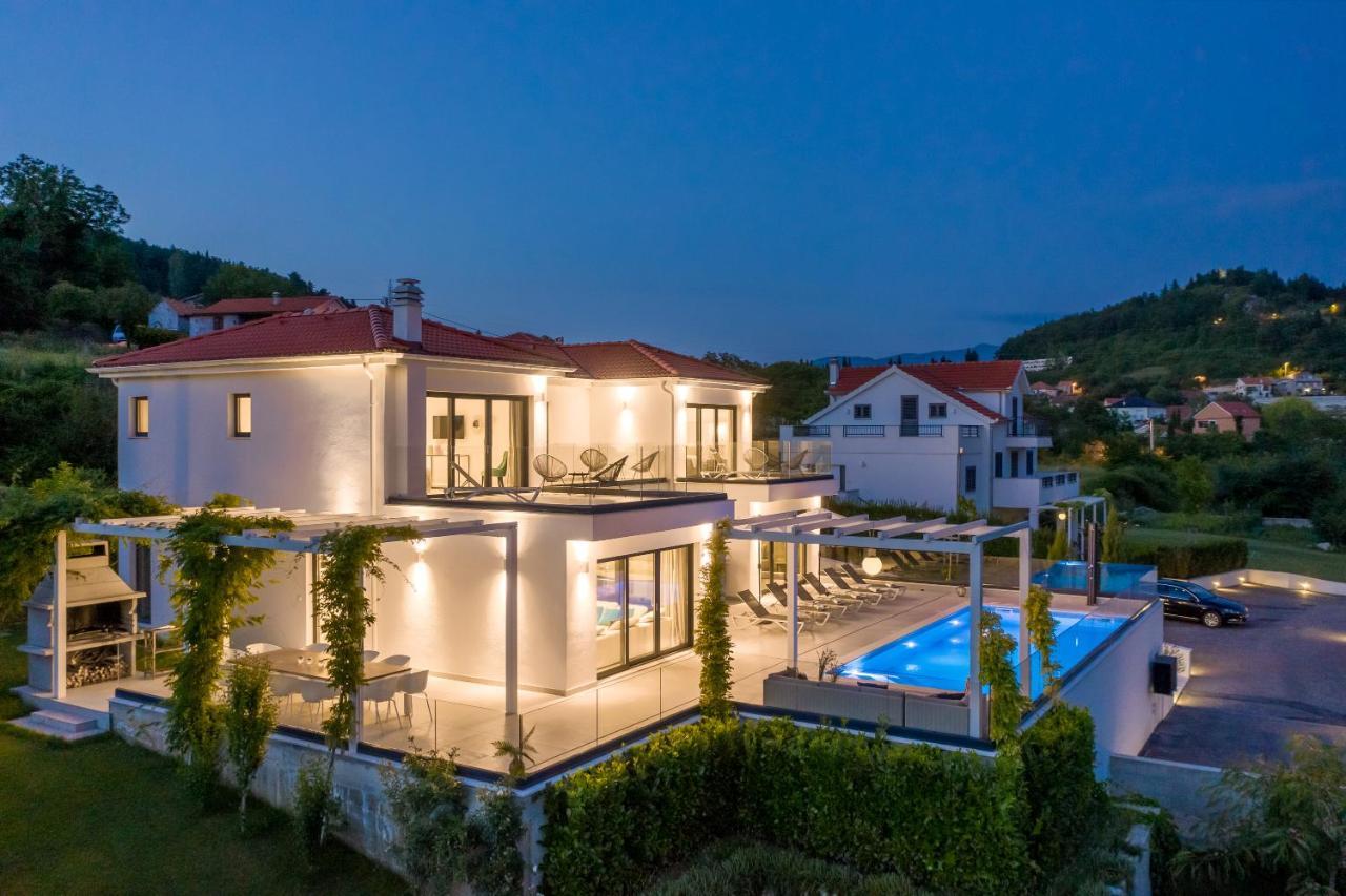 Villa Elegance Sinj Extérieur photo